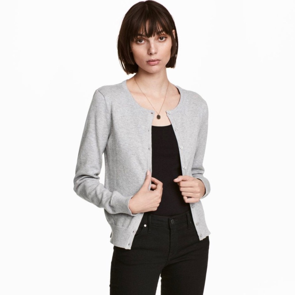H&M round-neck grey button down slim cardigan